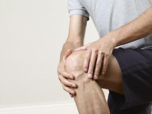 Which doctor to contact for the treatment of pain with arthrosis of the knee joint